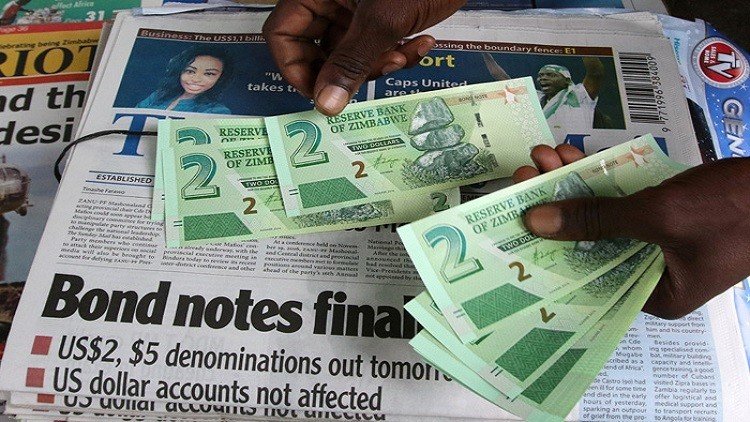 زيمبابوي تفاجئ العالم بعملة تعادل الدولار الأمريكي