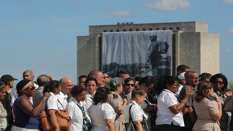  25 من قادة العالم يشاركون في وداع كاسترو