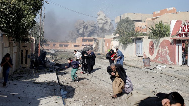 غارة جوية تستهدف عيادة وتقتل 8 مدنيين بالموصل