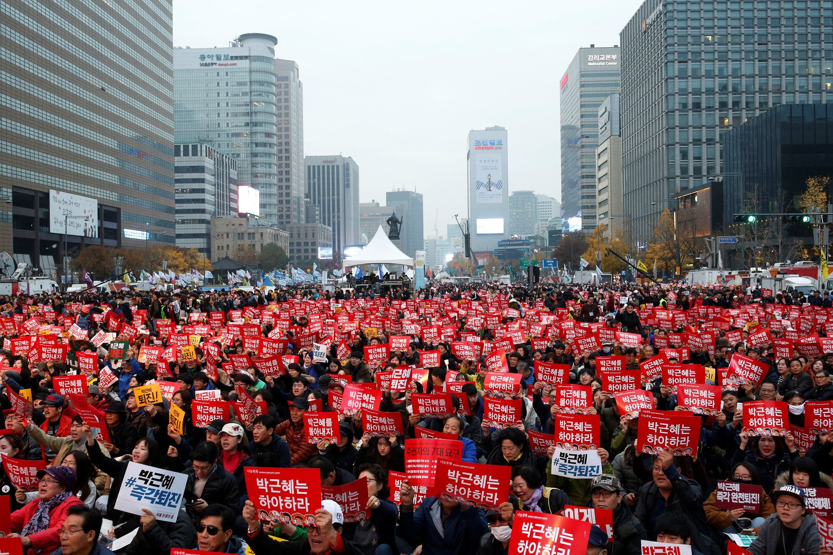 رئيسة كوريا الجنوبية ترفض حضور جلسة البرلمان للنظر في قضايا الفساد 