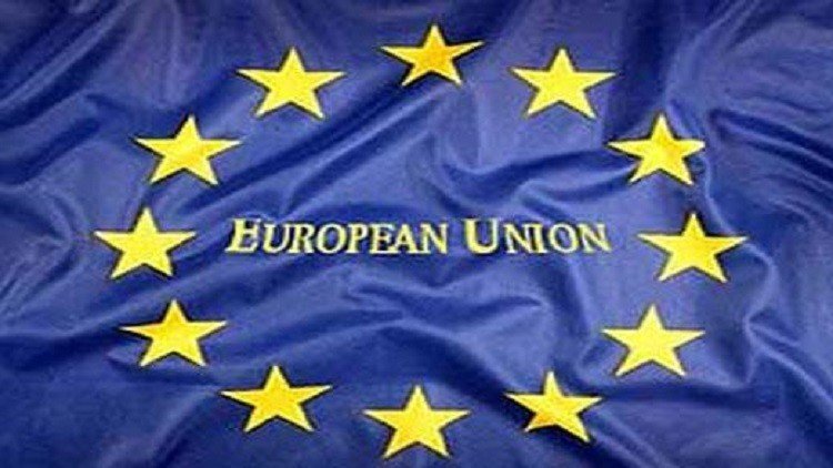 يجمعون الأموال للدفاع