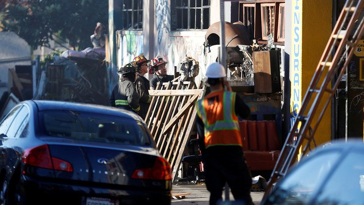 السلطات: عدد ضحايا الحريق في أوكلاند بكاليفورنيا قد يبلغ 40 قتيلا