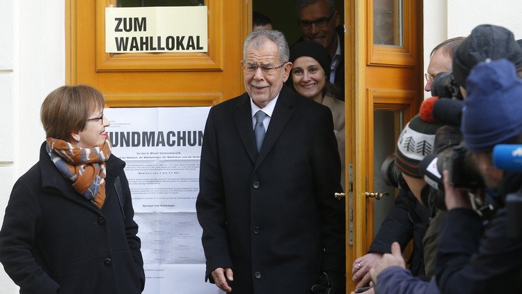 المستقل فان دير بيلين يتقدم على هوفر (أقصى اليمين) في انتخابات رئاسة النمسا