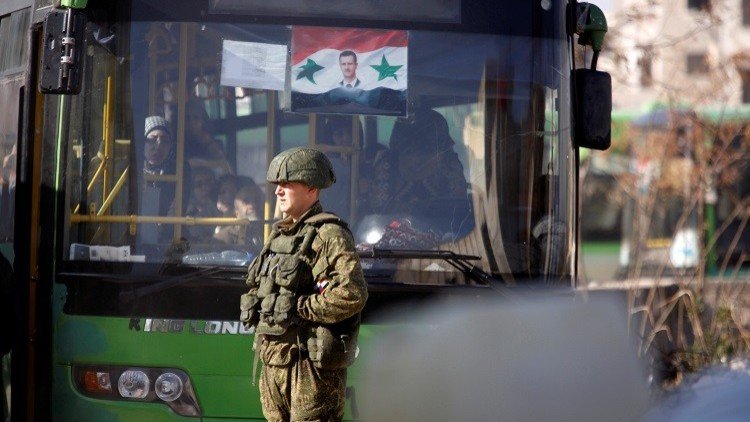 الفصائل المسلحة شرق حلب ترفض الانسحاب وتدعو لهدنة