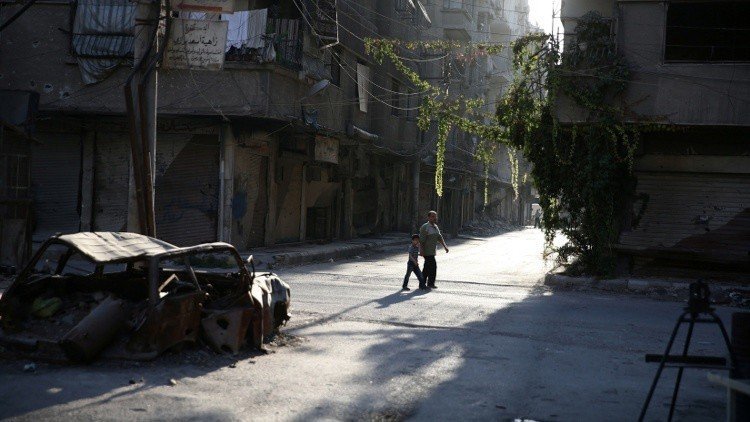الجيش السوري يعلن وقف إطلاق النار في مناطق حول دمشق وإدلب بدءا من اليوم