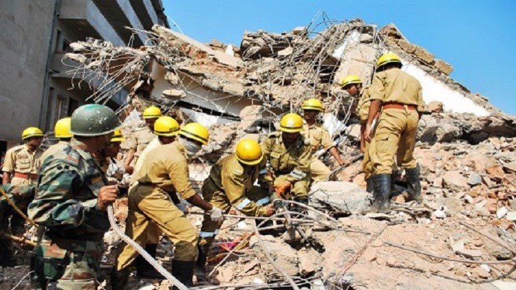  9 قتلى بانهيار مبنى في الهند