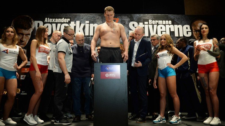 الملاكمة.. إلغاء نزال الروسي بوفيتكين والكندي ستيفيرن على لقب بطل العالم