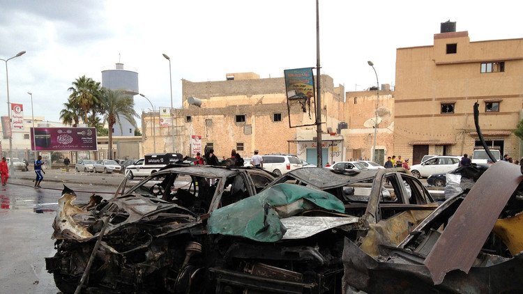 مقتل 7 عسكريين بتفجير انتحاري في بنغازي الليبية