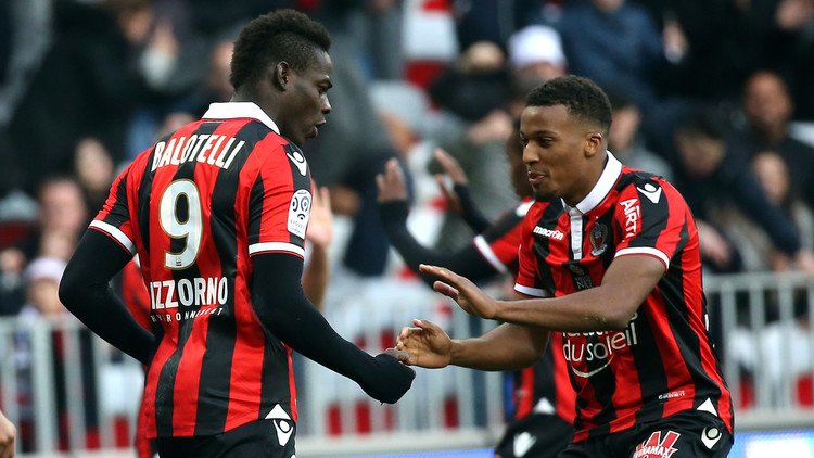 نيس يحلق منفردا في صدارة الدوري الفرنسي