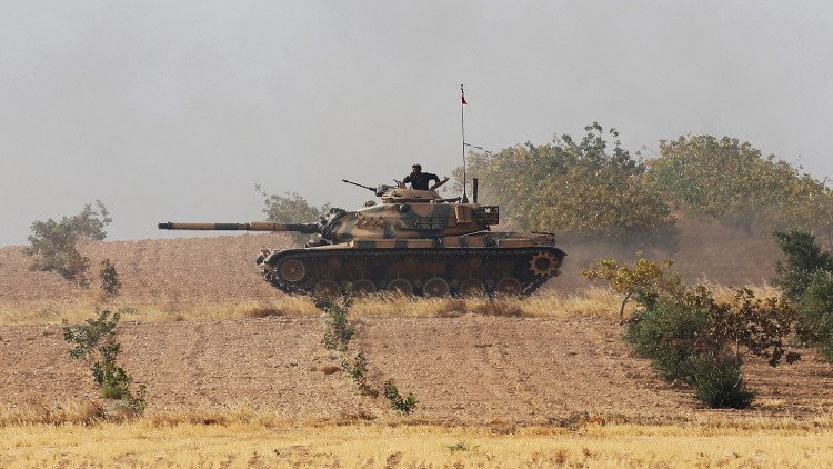 تركيا تنشر أسلحة إضافية على الحدود مع سوريا