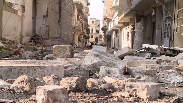 اشتباكات عنيفة بين الجيش السوري والمسلحين على عدة محاور في البلاد