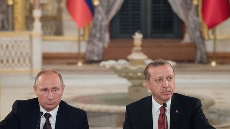 بوتين وأدروغان يؤكدان استثناء الإرهابيين من اتفاق الهدنة بسوريا