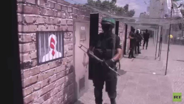 تل أبيب تبحث إعادة جثمان جنديين من غزة