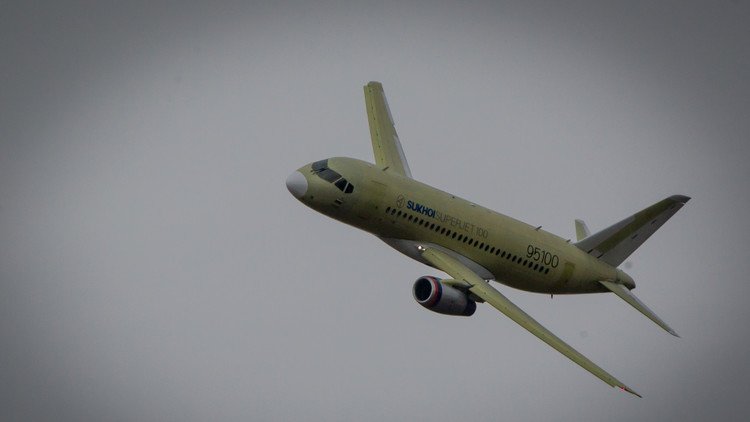 انطلاق أول رحلة جوية تربط القرم بسوتشي