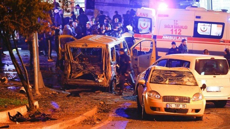 وفاة شرطي تركي أصيب في هجوم بشيكتاش باسطنبول