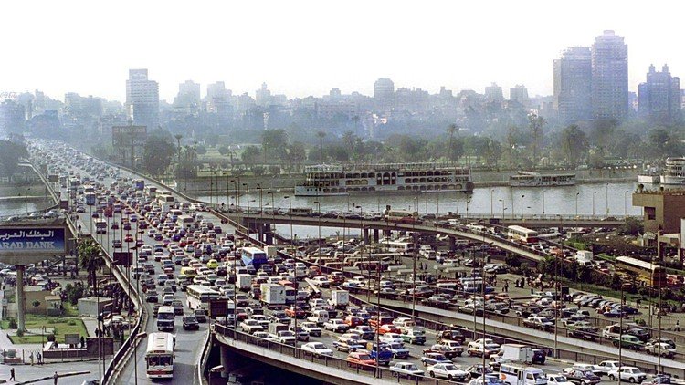 طرقات مصر أكثر دموية من الإرهاب