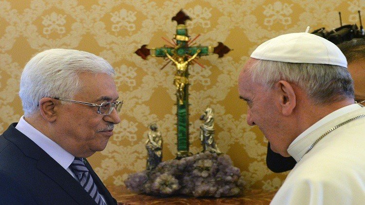الرئيس الفلسطيني يفتتح سفارة بلاده في الفاتيكان