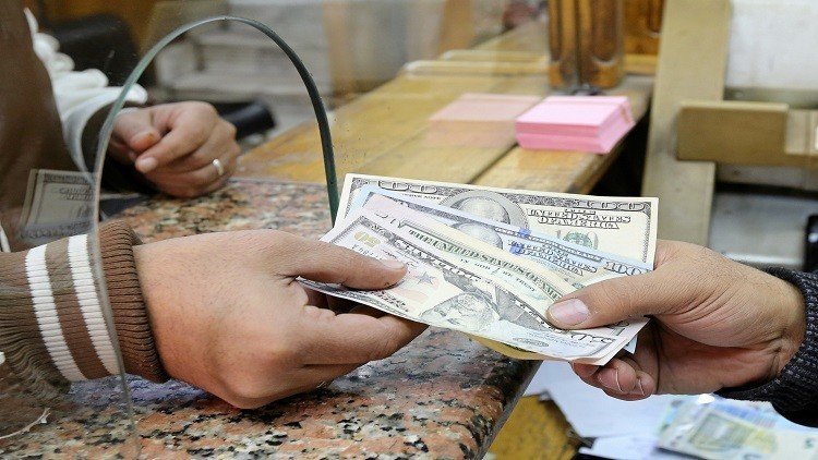 مصر تصدر سندات دولية لسد العجز في الميزانية