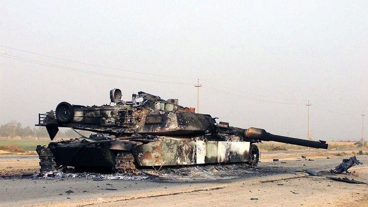 الدبابات الأمريكية تحترق في العراق