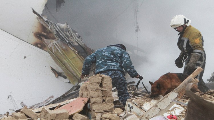 العثور على الصندوق الأسود الثاني للطائرة التركية المنكوبة في قرغيزيا