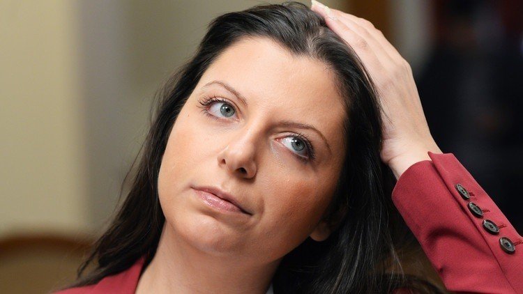 سيمونيان: واشنطن مستعدة لقطع الهواء عن RT لو استطاعت