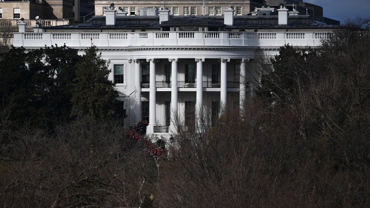  ترامب يعيد "تشرشل" إلى البيت الأبيض 