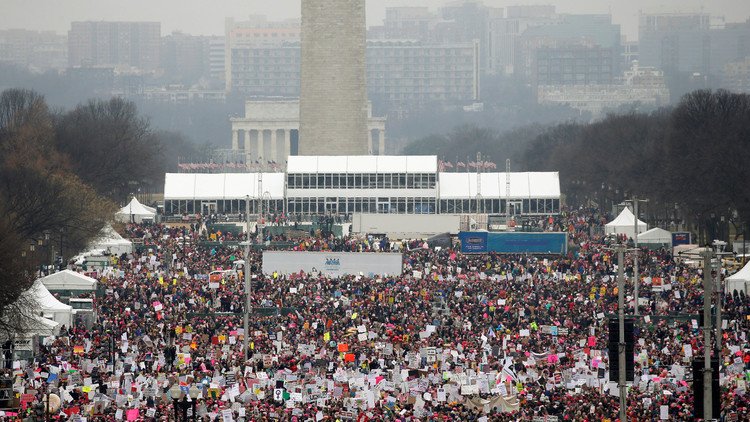 مسيرات نسائية ضخمة ضد ترامب في الولايات المتحدة