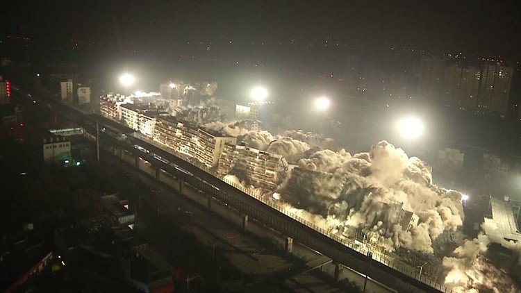 تفجير 19 بناية دفعة واحدة في الصين