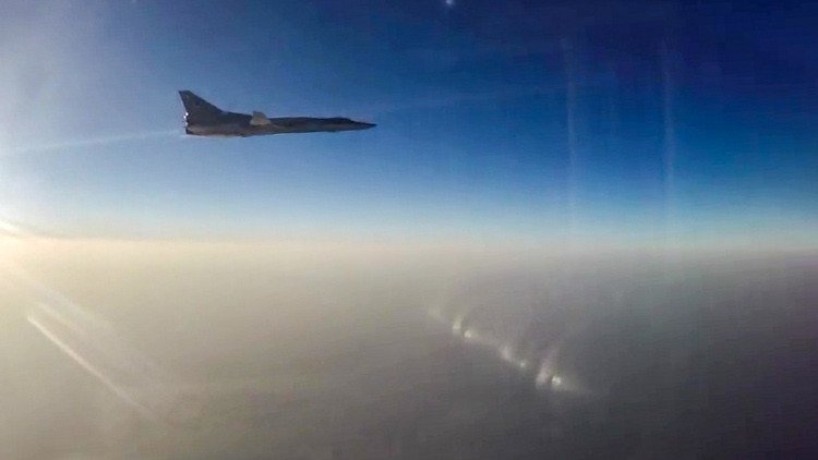 الدفاع الروسية: 6 قاذفات "تو-22" وجهت ضربة إلى مواقع داعش في دير الزور