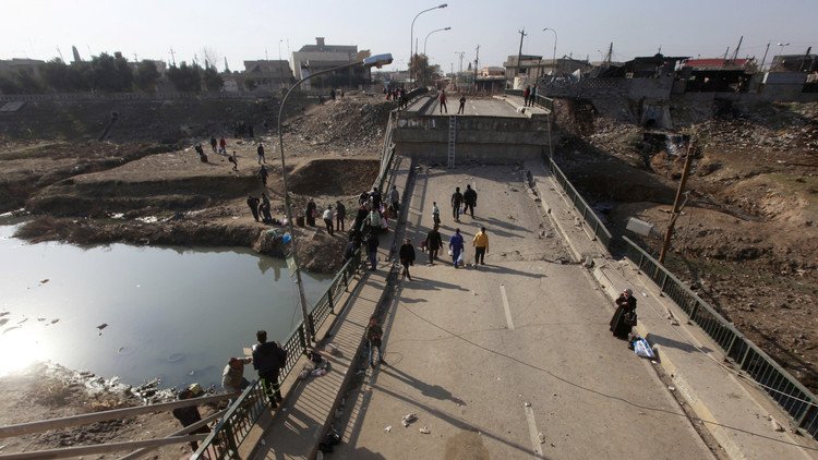 "داعش" يطرد المدنيين من منازلهم في الموصل