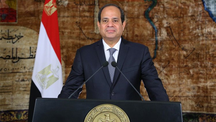 السيسي ممازحا شيخ الأزهر.. 