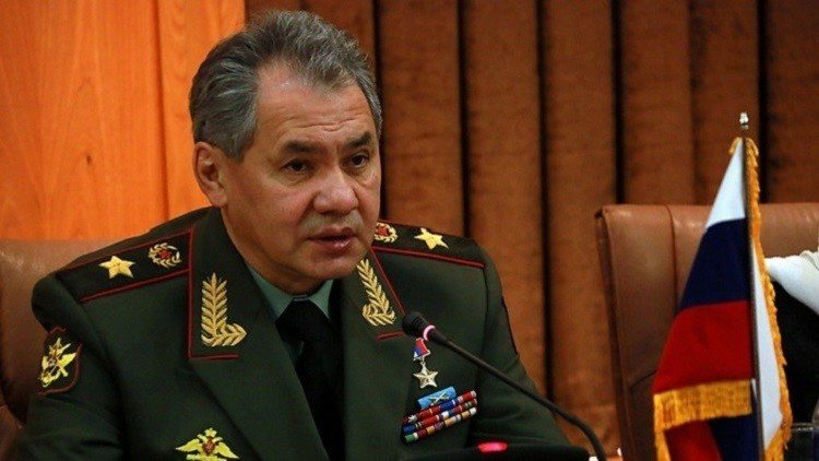 شويغو يطالب الجيش الروسي بضمان أمن تحليقات الطيران الحربي