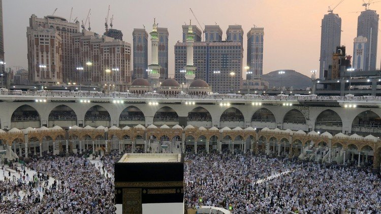 طهران تطالب الرياض بضمان سلامة الحجاج الإيرانيين