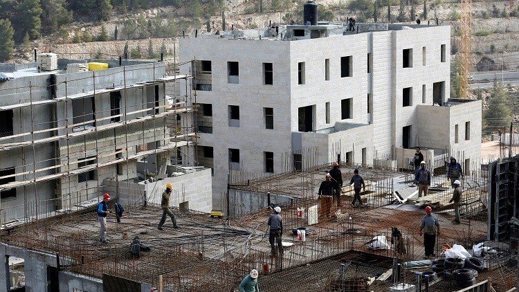 نتنياهو يصدق على بناء 68 وحدة استيطانية شمال شرق رام الله