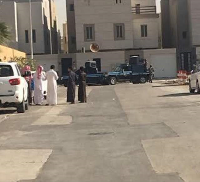  رجل أمن سعودي يمنع إرهابيا من تفجير حزام ناسف
