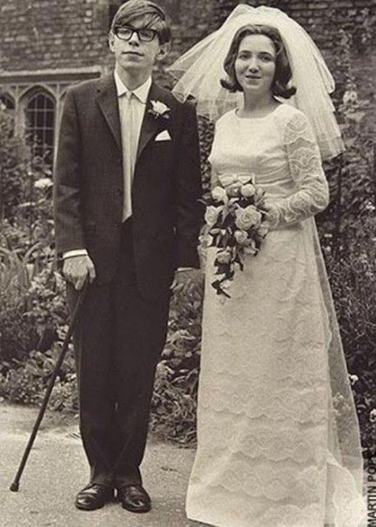 هوكينغ مع زوجته الأولى (عام 1965)