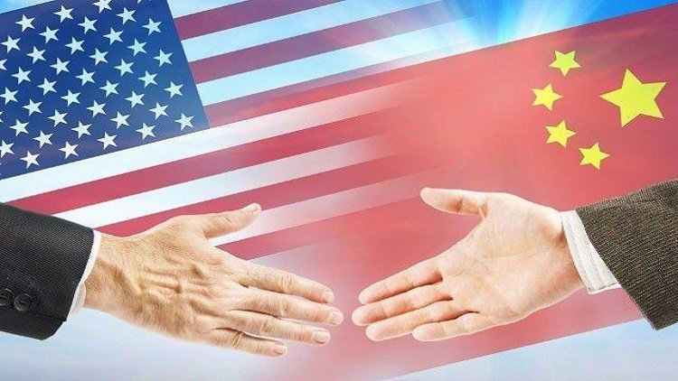 النمر بين أنياب التنين