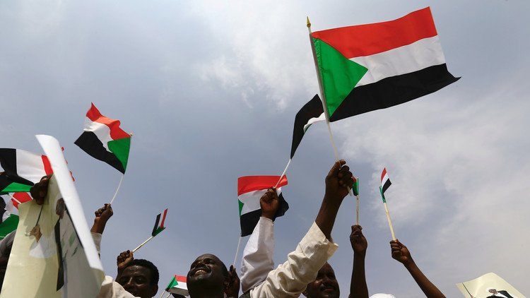 قرار ترامب لن يمنع السودان من تعزيز علاقاته مع واشنطن