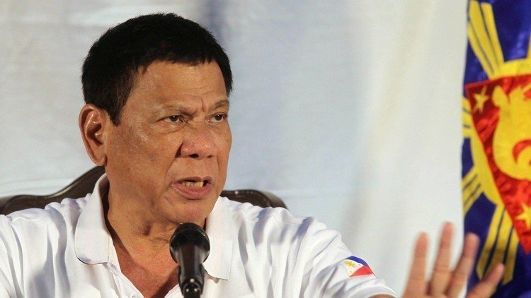 دوتيرتي يعلن الحرب على المتمردين الماويين