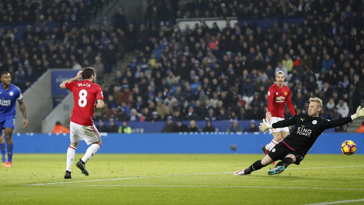 الشياطين الحمر يسحقون ثعالب ليستر سيتي