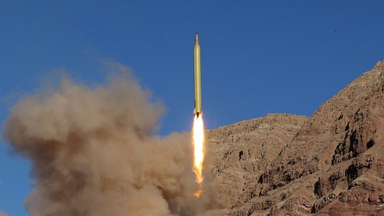 إيران باشرت بإنتاج صواريخ حديثة موجهة