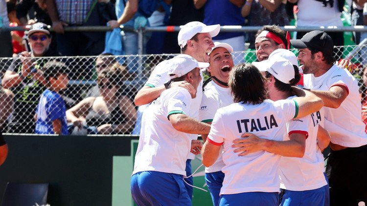 إيطاليا تجرد الأرجنتين من لقب كأس ديفيز