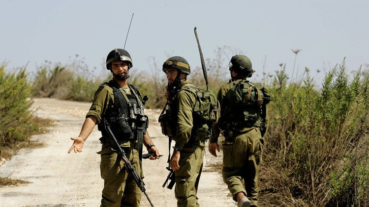 إسرائيل تعتقل عسكريين تقاضوا رشوة من فلسطينيين