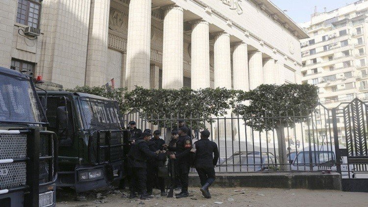 محكمة مصرية تقضي بإعدام شخصين في قضية تتعلق باحتجاجات قرب السفارة الأمريكية