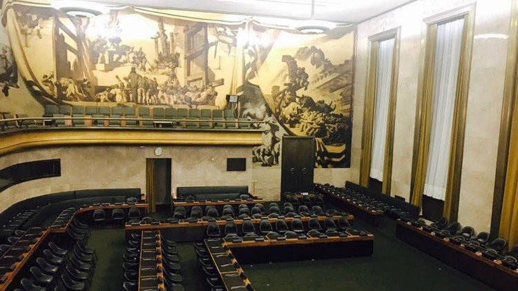 المفاوضات السورية ستجري في قاعة زينها سيرت وشهدت انطلاقة شرارة حرب الخليج! (صور)