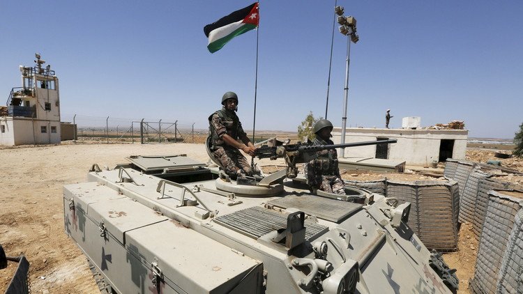 الجيش الأردني يعتقل 5 مهربي مخدرات حاولوا التسلل من سوريا