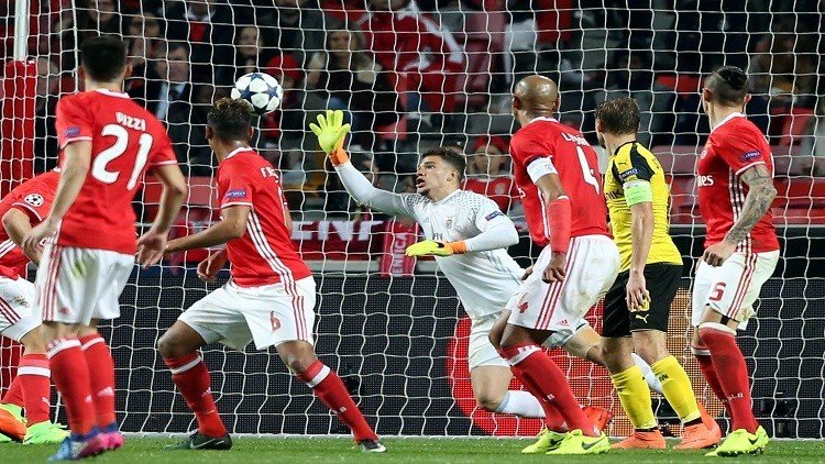 بنفيكا يفوز على دورتموند في دوري أبطال أوروبا