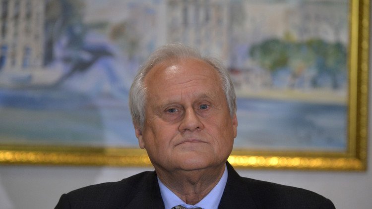 أطراف النزاع في أوكرانيا توافق على سحب الأسلحة الثقيلة من خط التماس