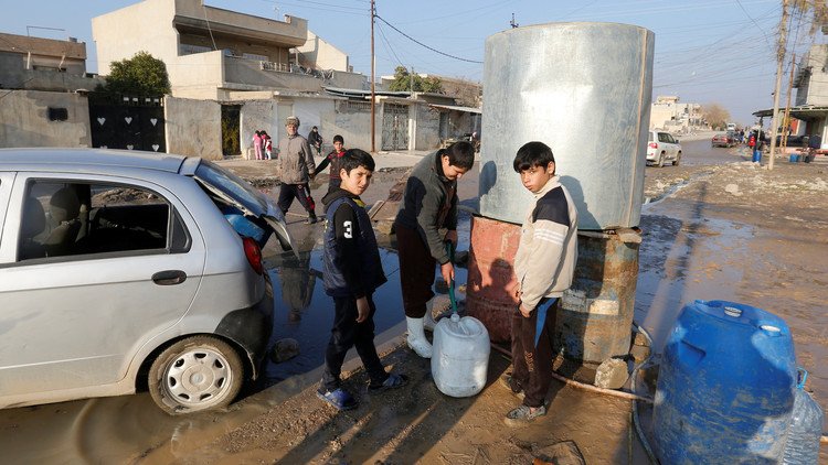 الجوع يتربص بـ 140 ألف طفل عراقي في الموصل