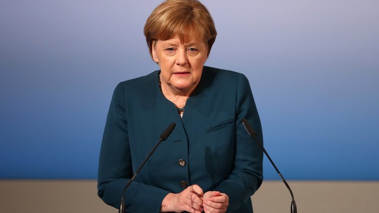 ميركل: الإسلام ليس مصدرا للإرهاب 